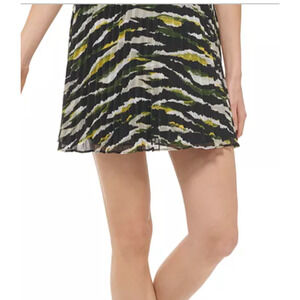 DKNY Women's   Multi Green and Black  Printed Pleated Skirt Large NWT